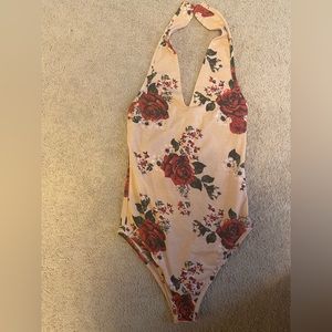 Floral light pink bodysuit